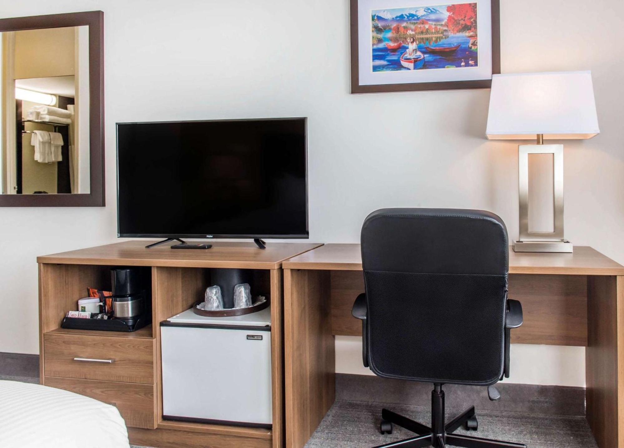 Queen Room
